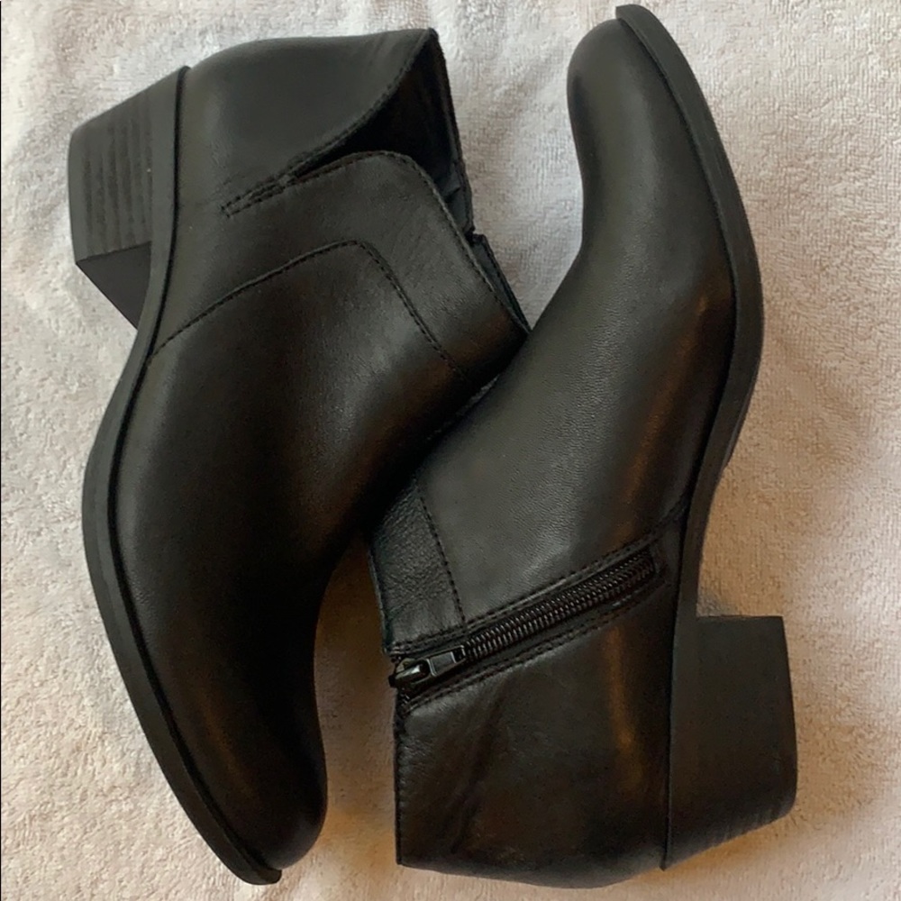 NWT- Lucky Brand Booties